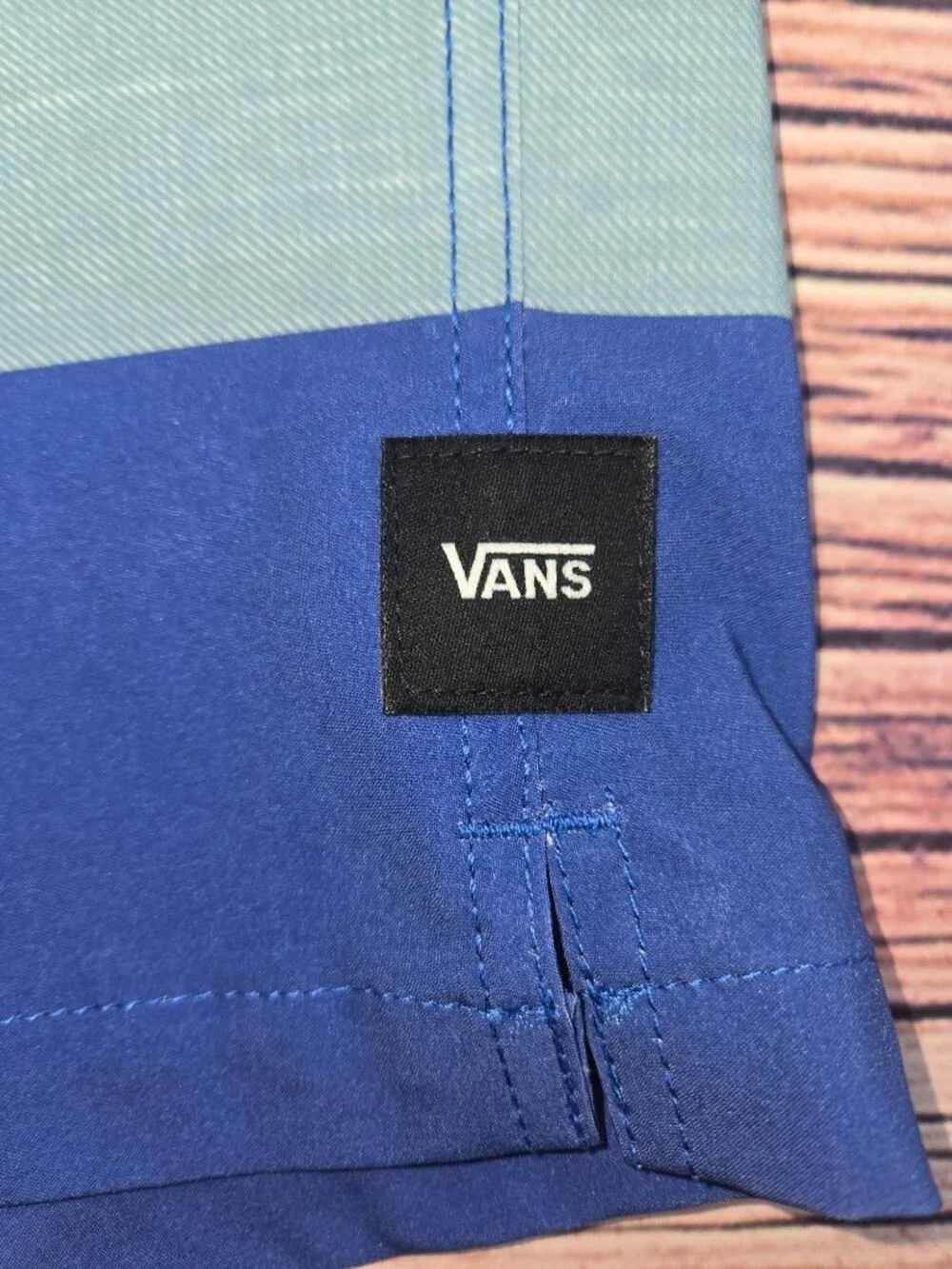 Vans Mens Blue Hibiscus Printed Board Shorts 30